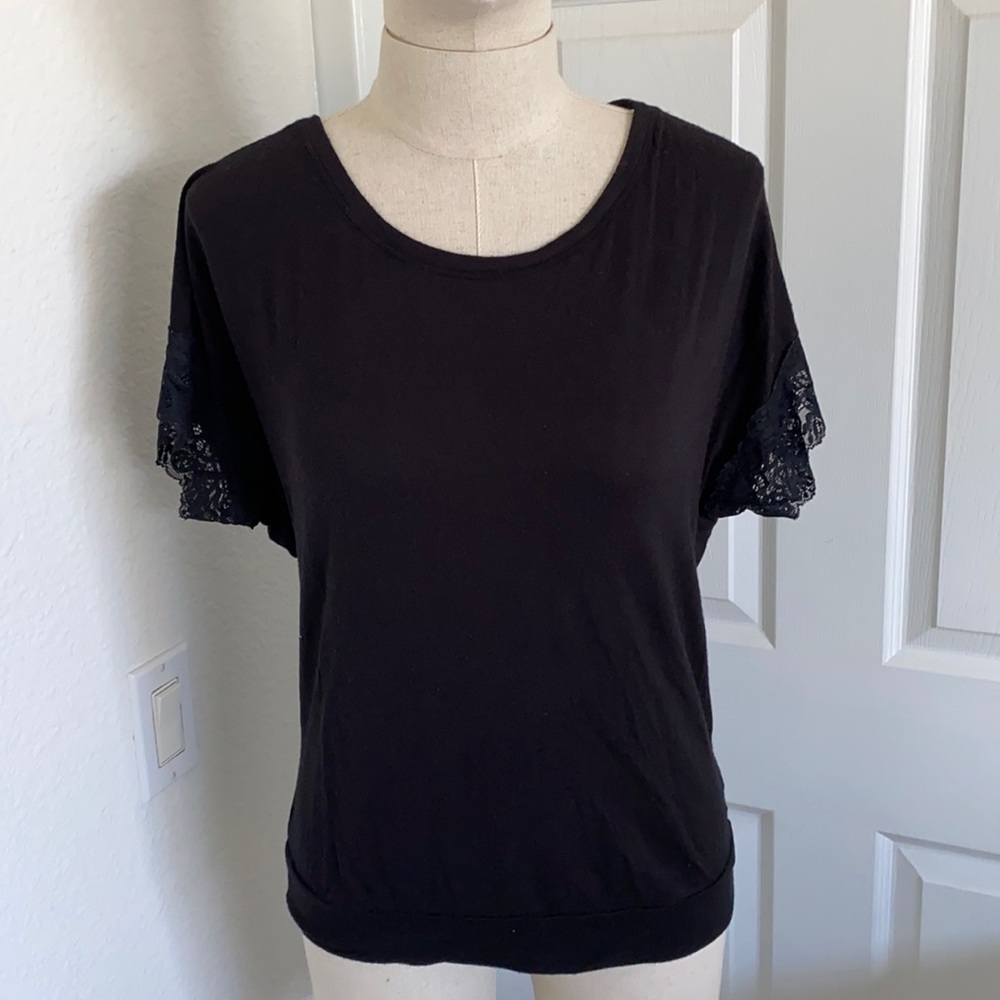 Betsy Johnson top